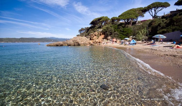 The Zuccale Beach | Elba Island sandy beaches